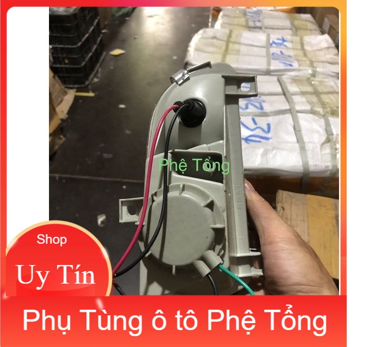 Đèn gầm ( đèn ba đờ xốc, đèn sương mù ) Giải phóng 7 tạ đời mới Bên Lái ( Bên Tài )