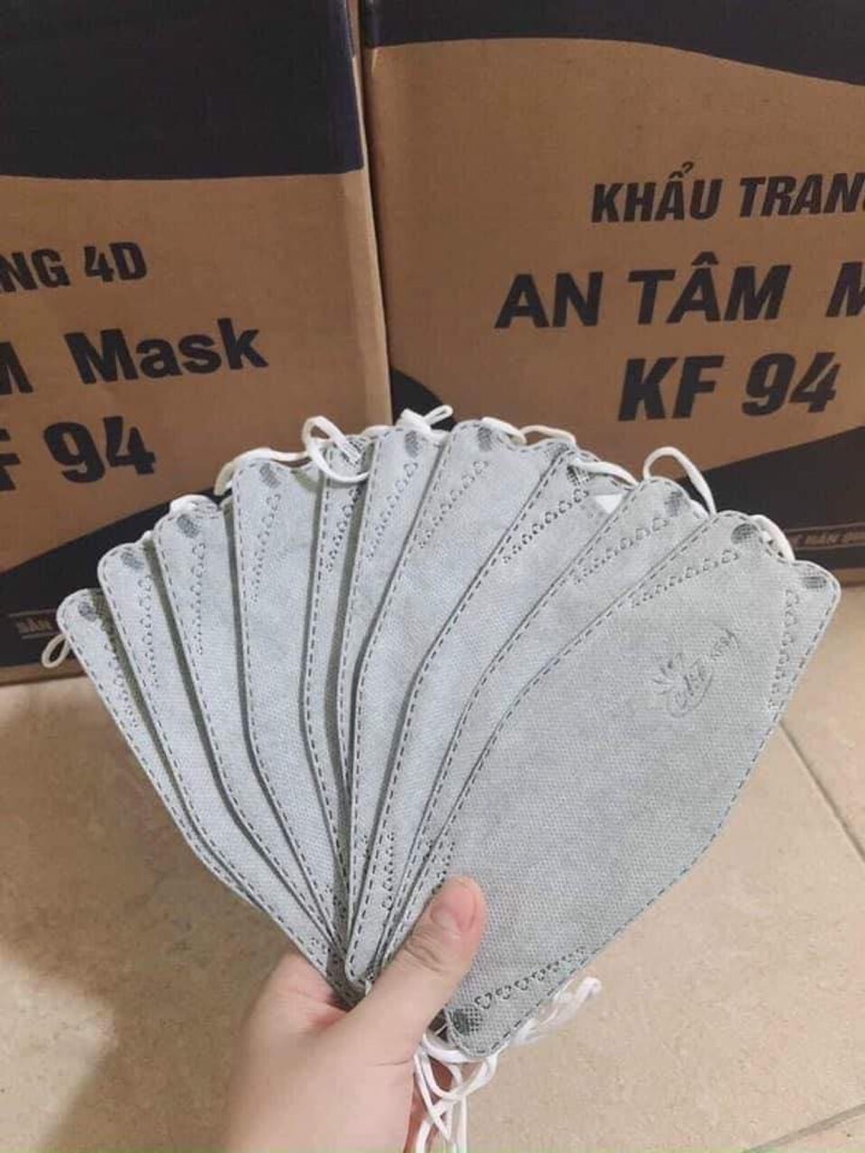 KHẨU TRANG KHÁNG KHUẨN KF94 AN TÂM ( THÙNG 300 CHIẾC )