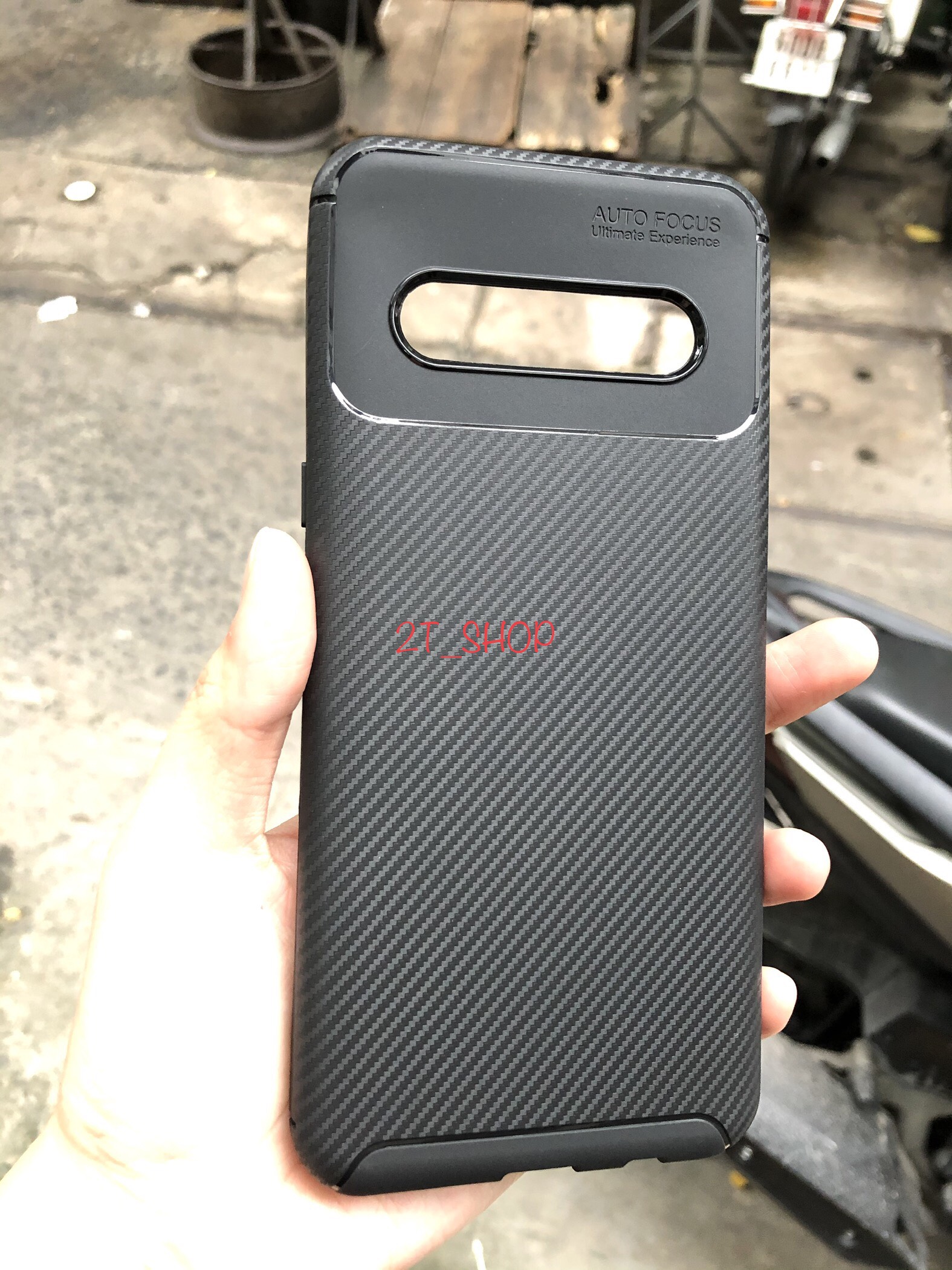 ỐP LƯNG SILICON VÂN CACBON CỰC ĐẸP LG V60 THINQ