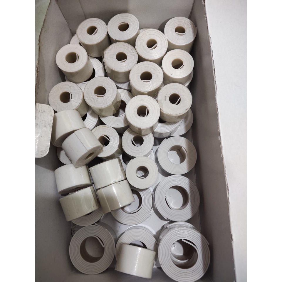 nhựa dán đế chân vịt máy may