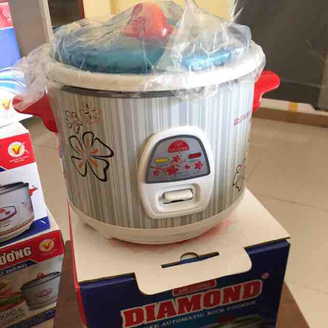 Nồi cơm điện Kim Cương 1.2 lít