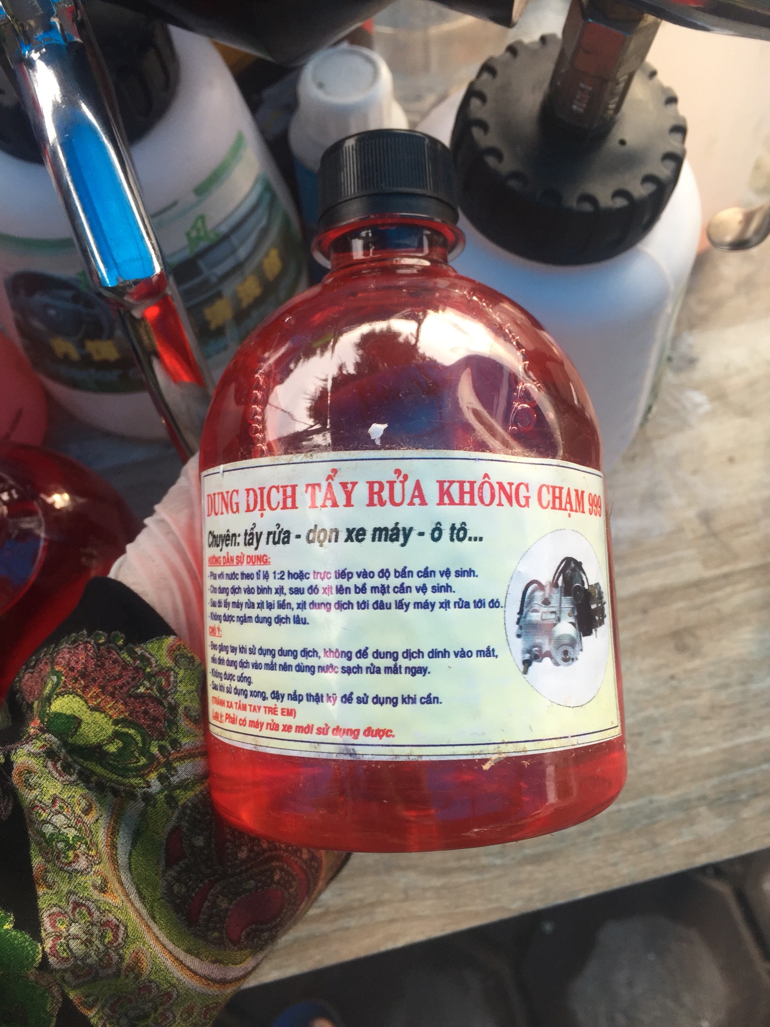 Siêu tẩy rửa đậm đặc không chạm 999 .140k/500ml