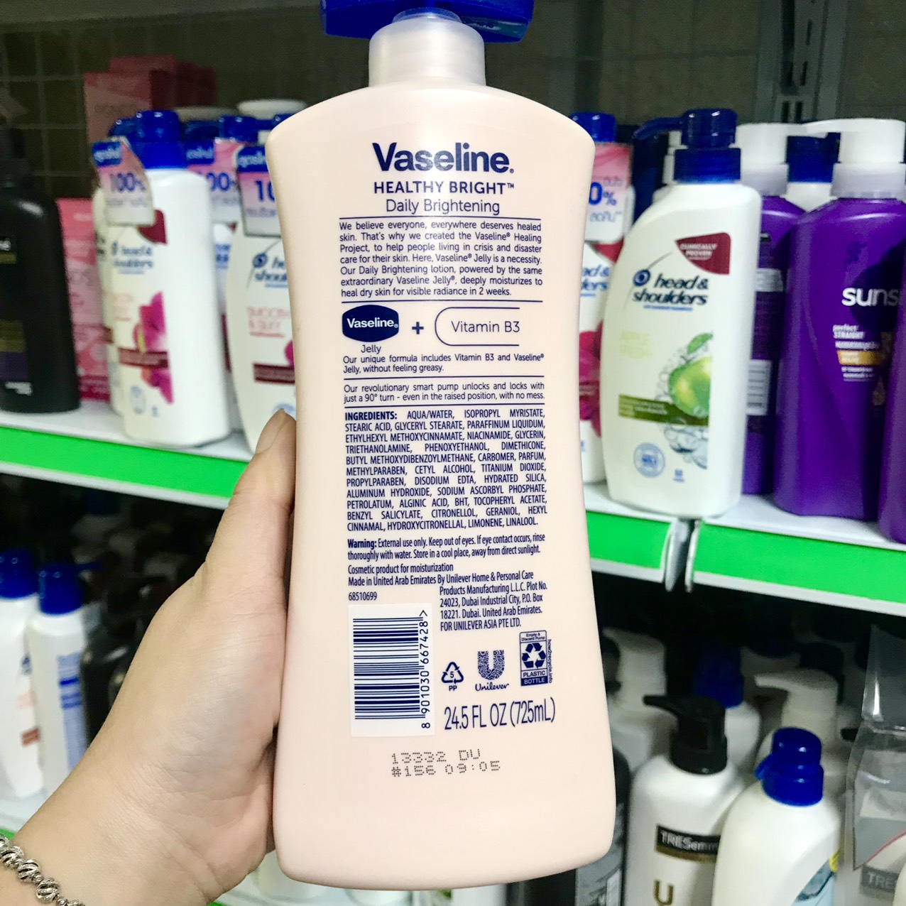 Vaseline Body Lotion 725ml Usa
