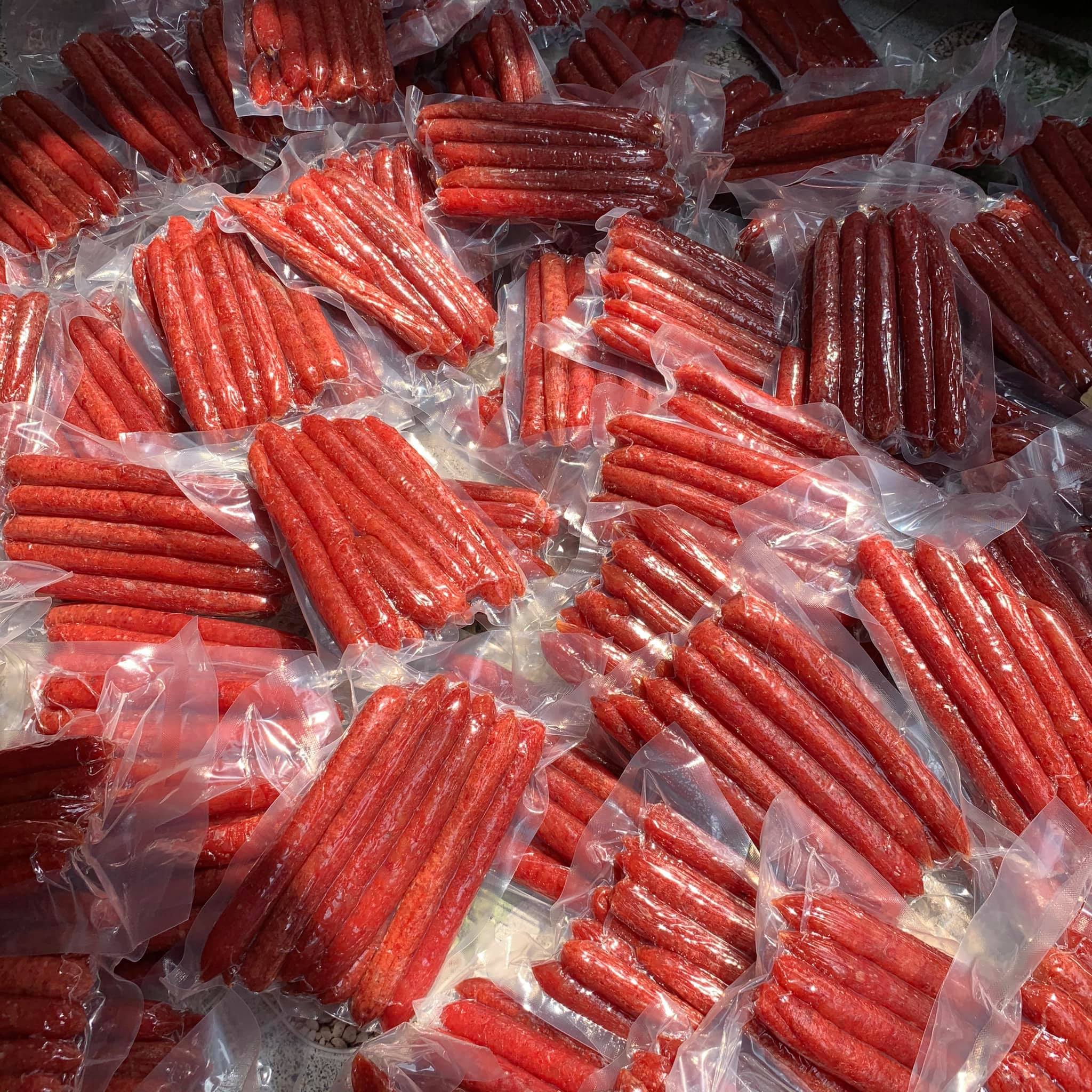 Lạp Xưởng Tôm Hút Chân Không - Túi 500gr