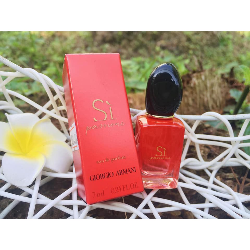 Nước Hoa Nữ Mini Giorgio Armani Sì Passione EDP 7ml
