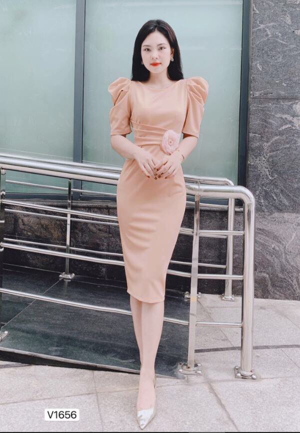 ĐẦM ÔM EO XẾP LI CÁCH ĐIỆU KÈM HOA