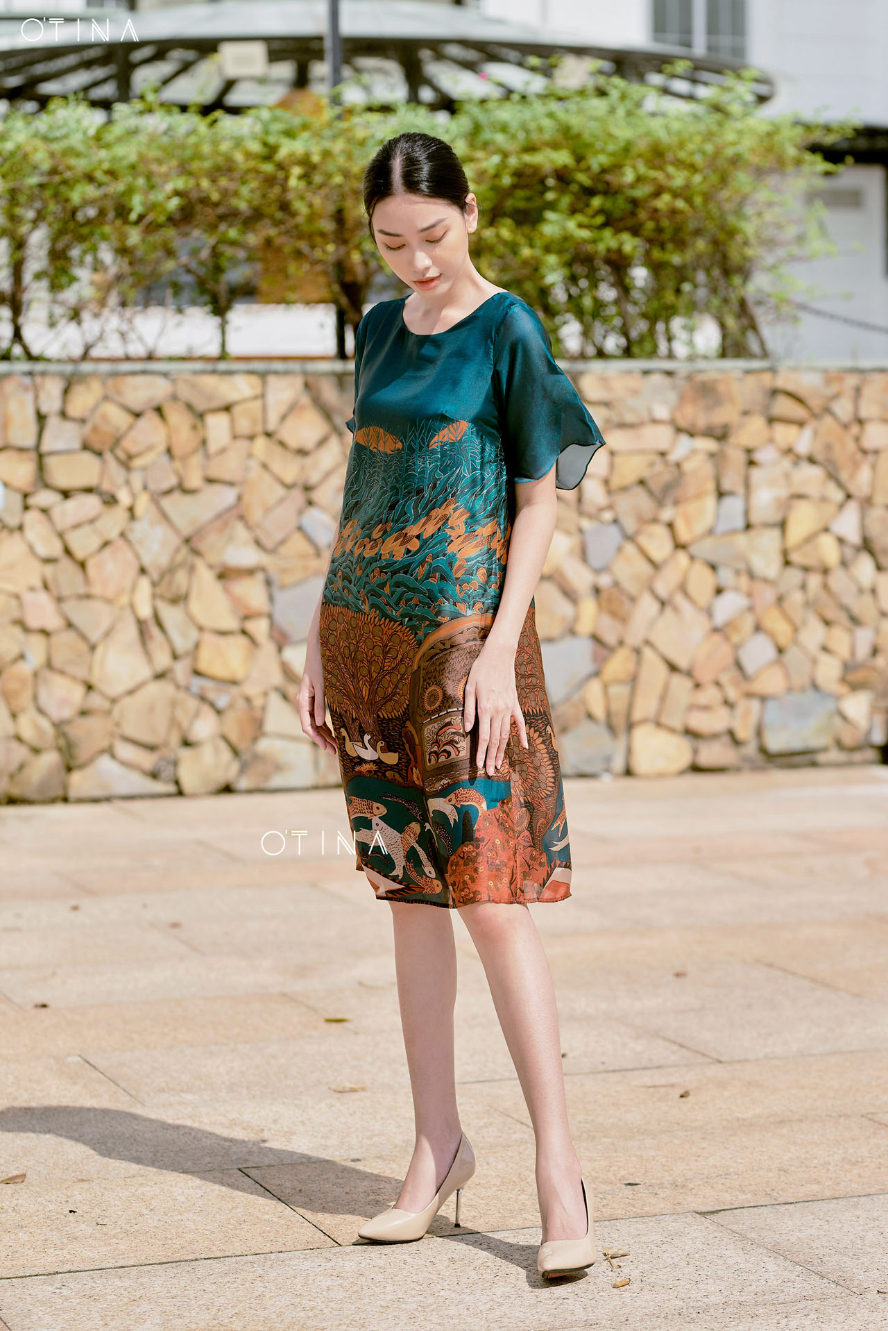 Đầm lụa tơ tằm chiều xuân
