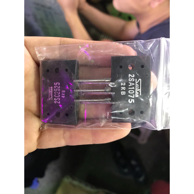 HOT-Cặp sò 2SC2525 và 2SA1075