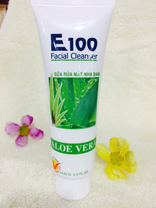 Sữa Rửa Mặt E100 Nha Đam 100g