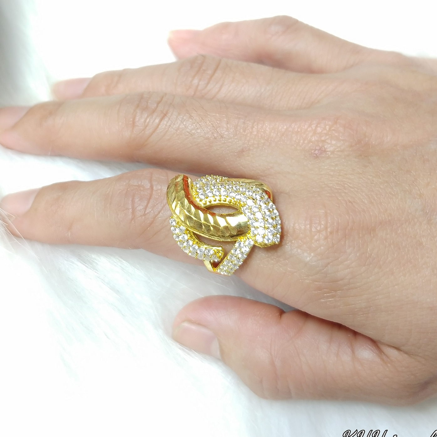 Nhẫn đá cao cấp không phai màu-bh 5 năm