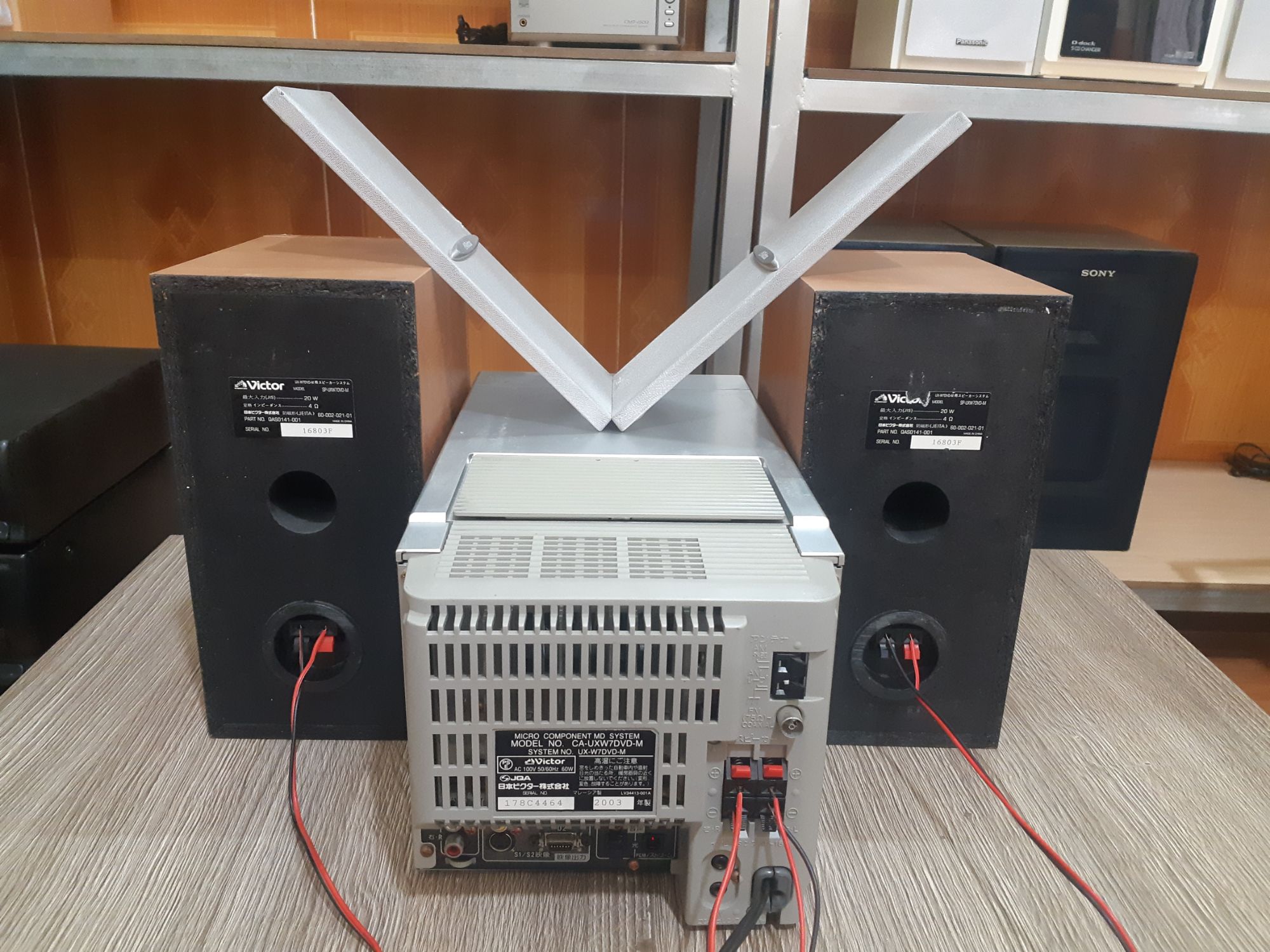Dàn mini Victor CA-UXW7DVD-M quá chất
