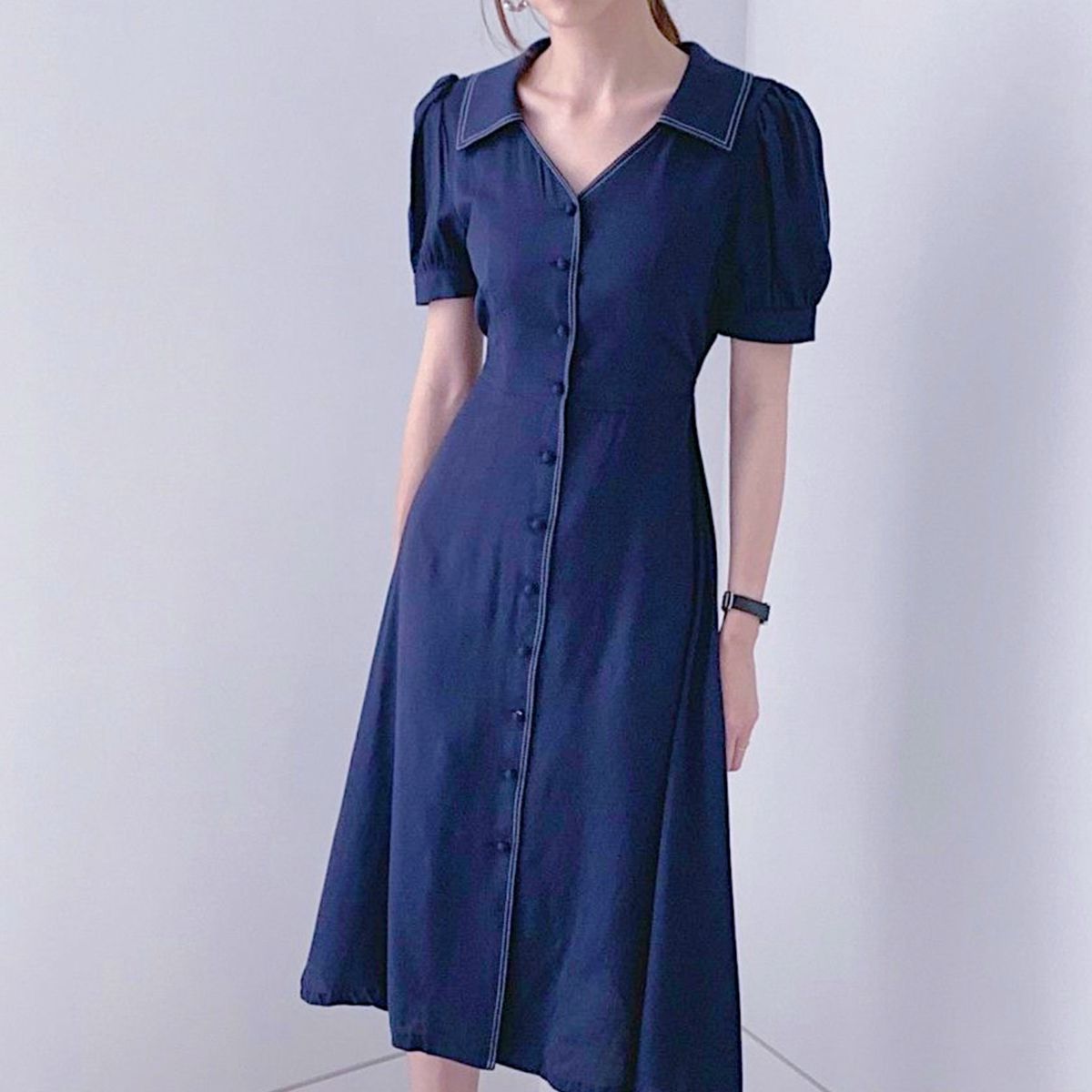 Đầm xanh cổ sơ mi viền trắng