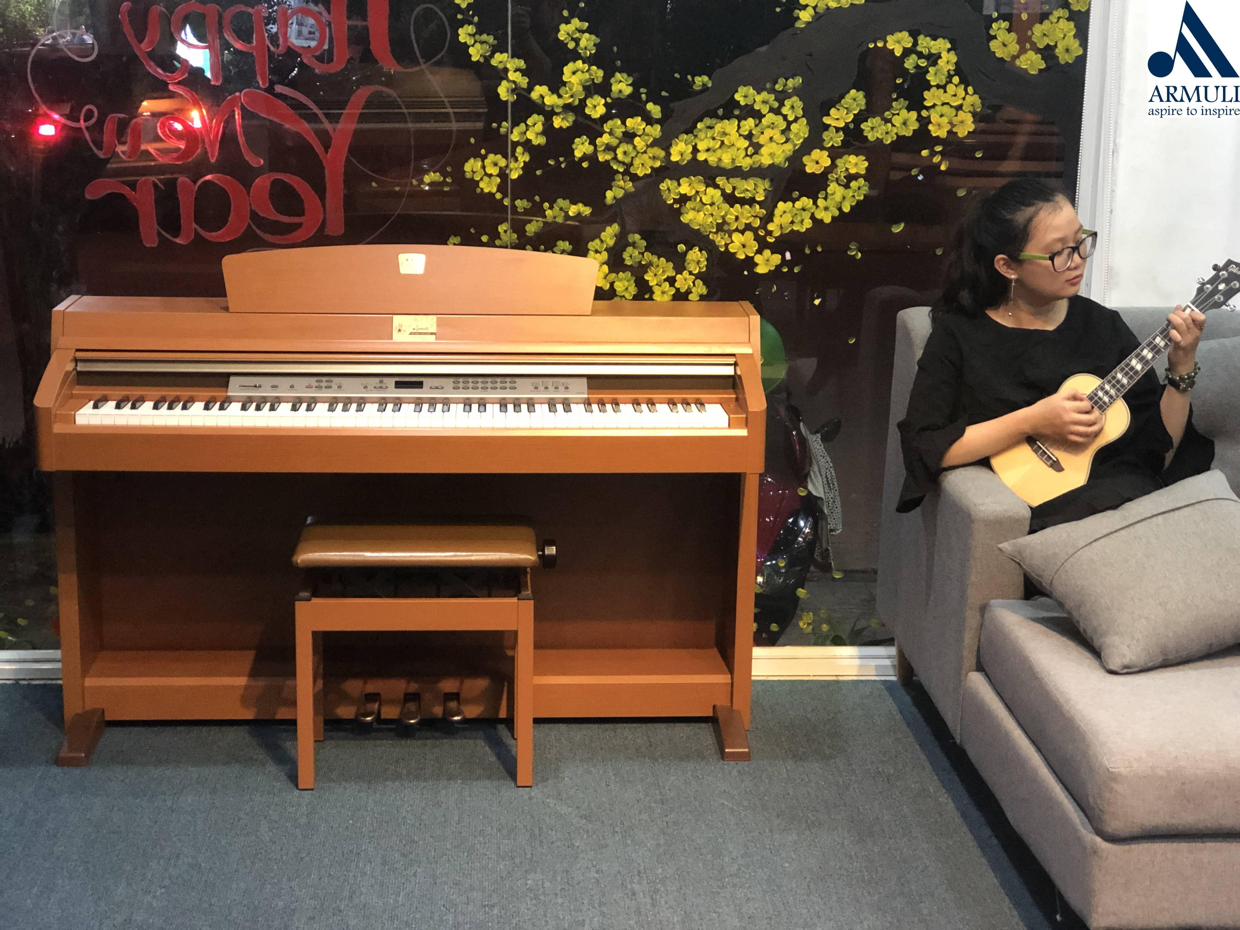 Đàn piano điện Yamaha CLP-230C