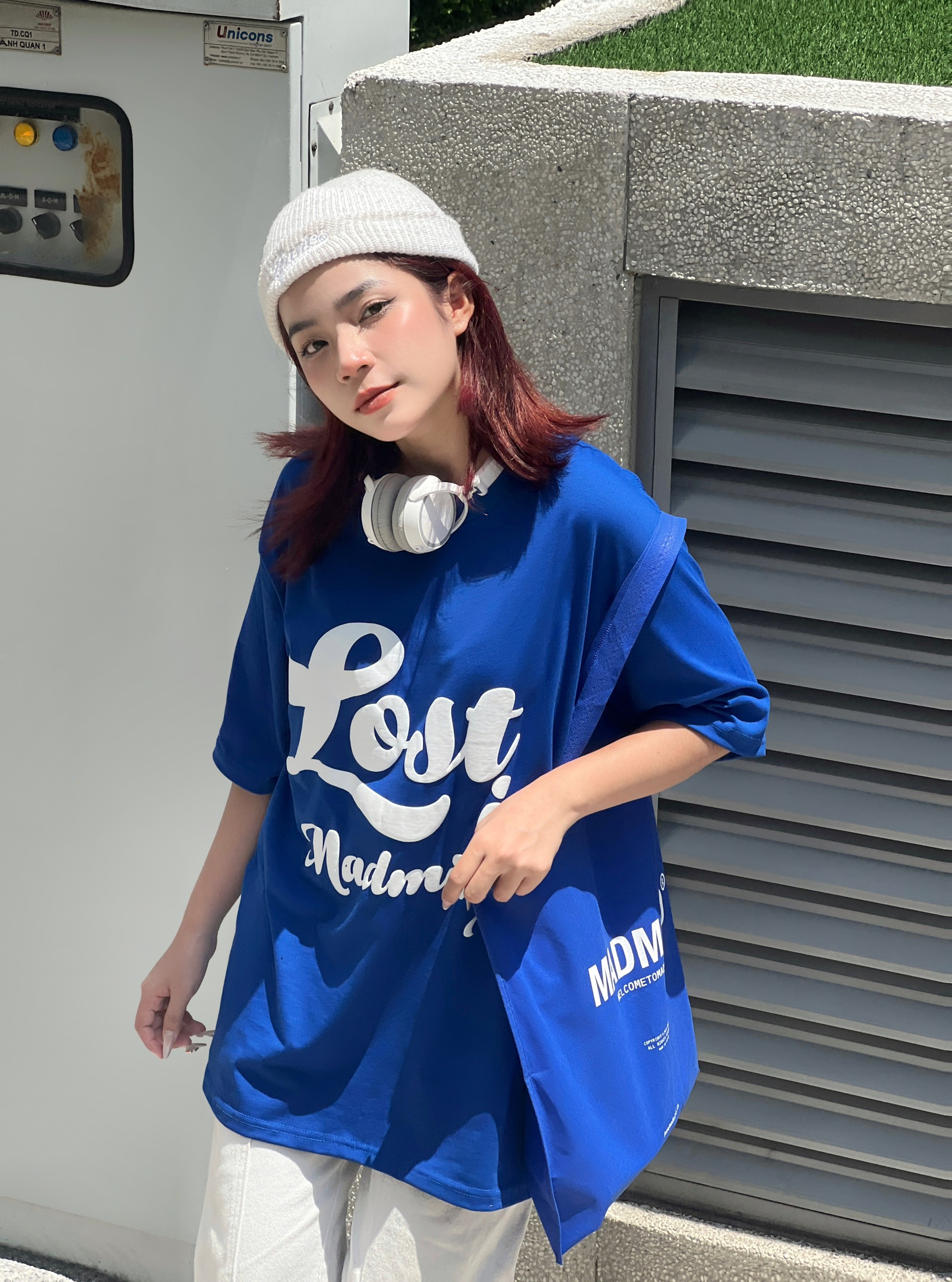 Áo Thun Lost In Madmind Màu Xanh Dương