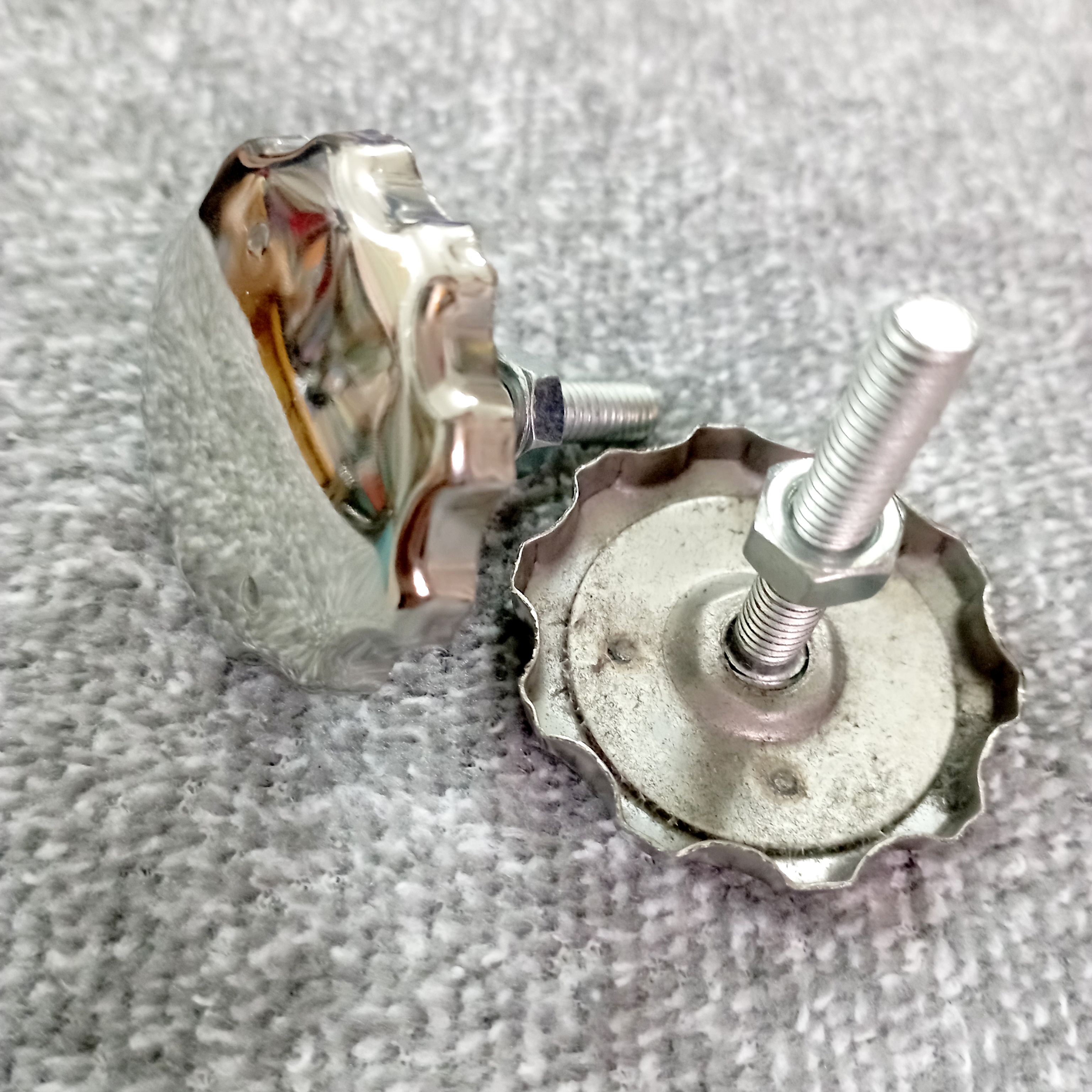 ốc nắp cốp inox xe 67