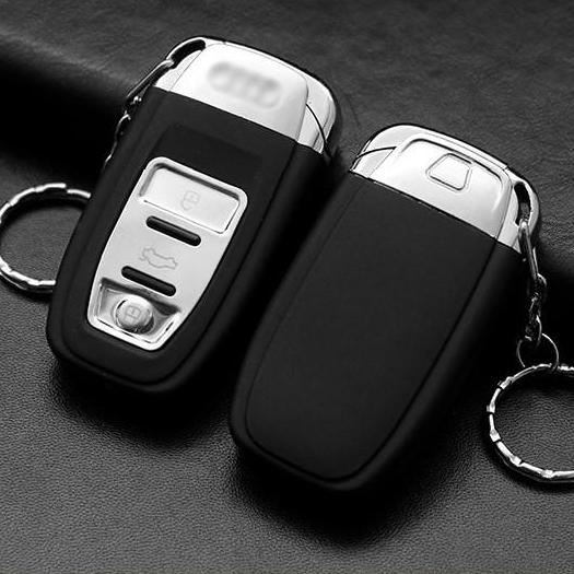 BẬT LỬA GAS MÓC KHOÁ HÌNH REMOTE XE HƠI AUDI ( CÓ ĐÈN PIN )