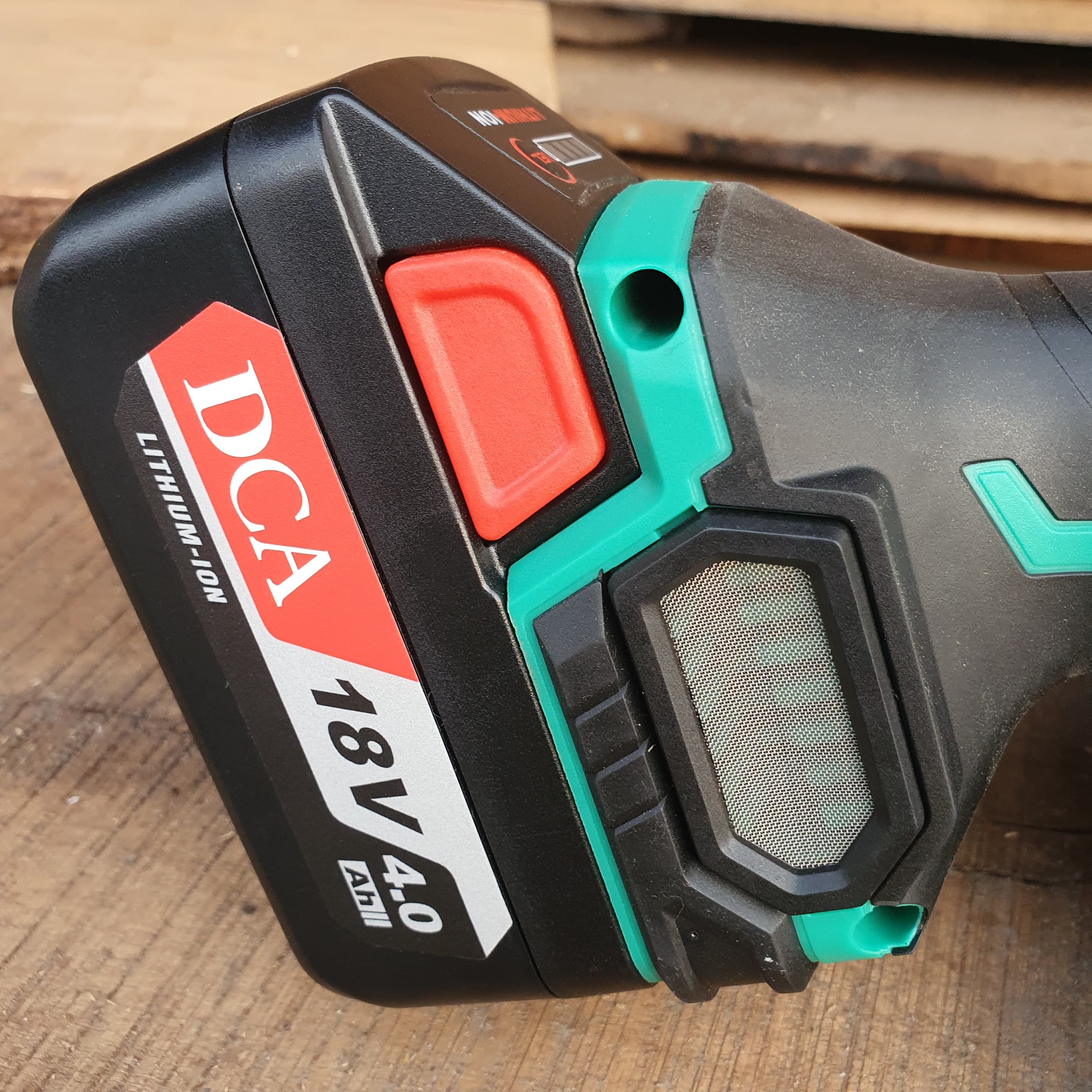Máy mài góc dùng pin DCA ADSM02-100 (không chổi than)