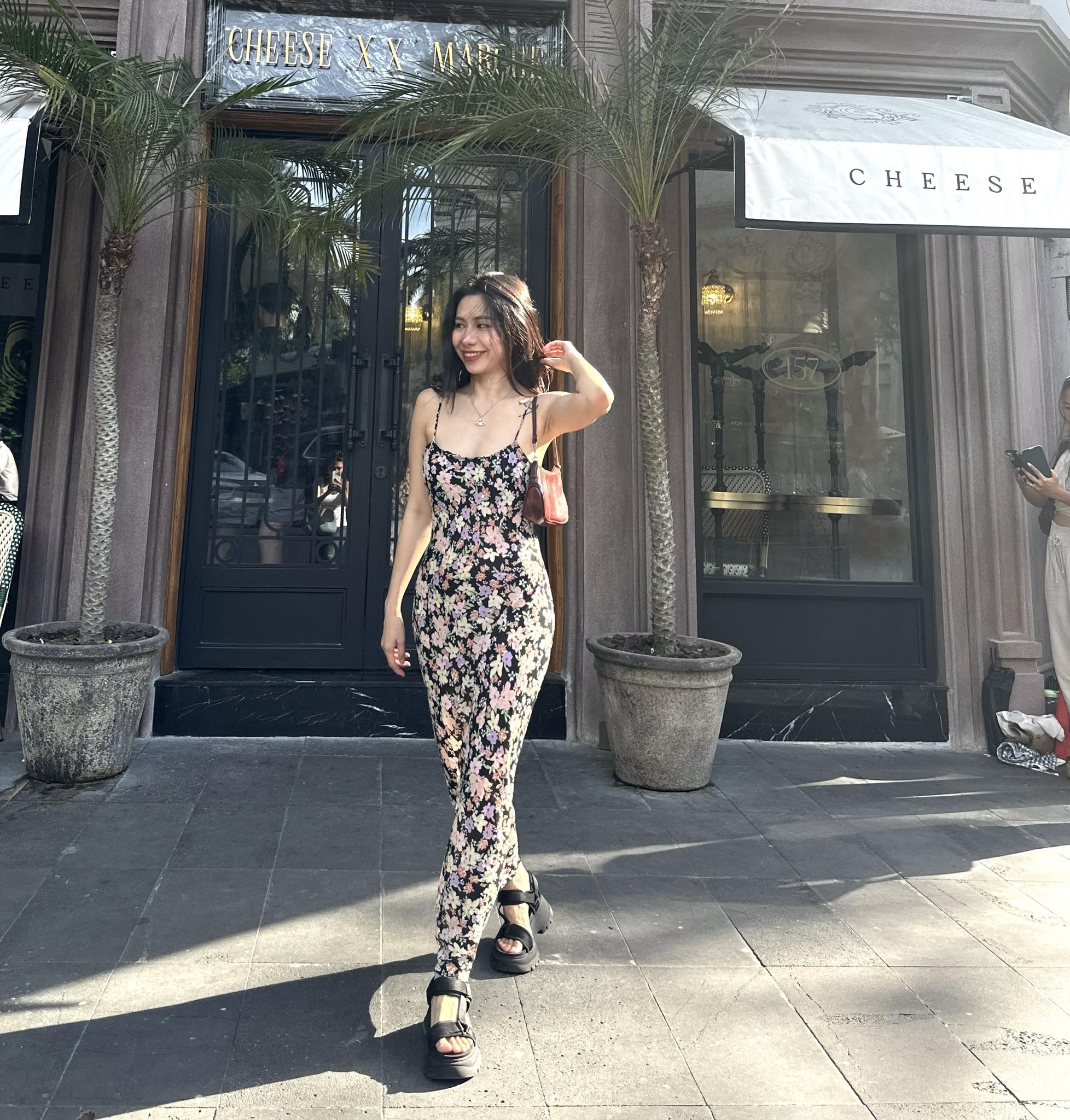 LEMONCHIC - ĐẦM 2 DÂY BẢN NHỎ FORM DÀI - D256