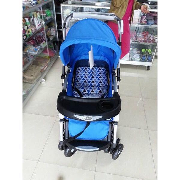 Xe đẩy em bé đa năng bập bênh BBH 720W