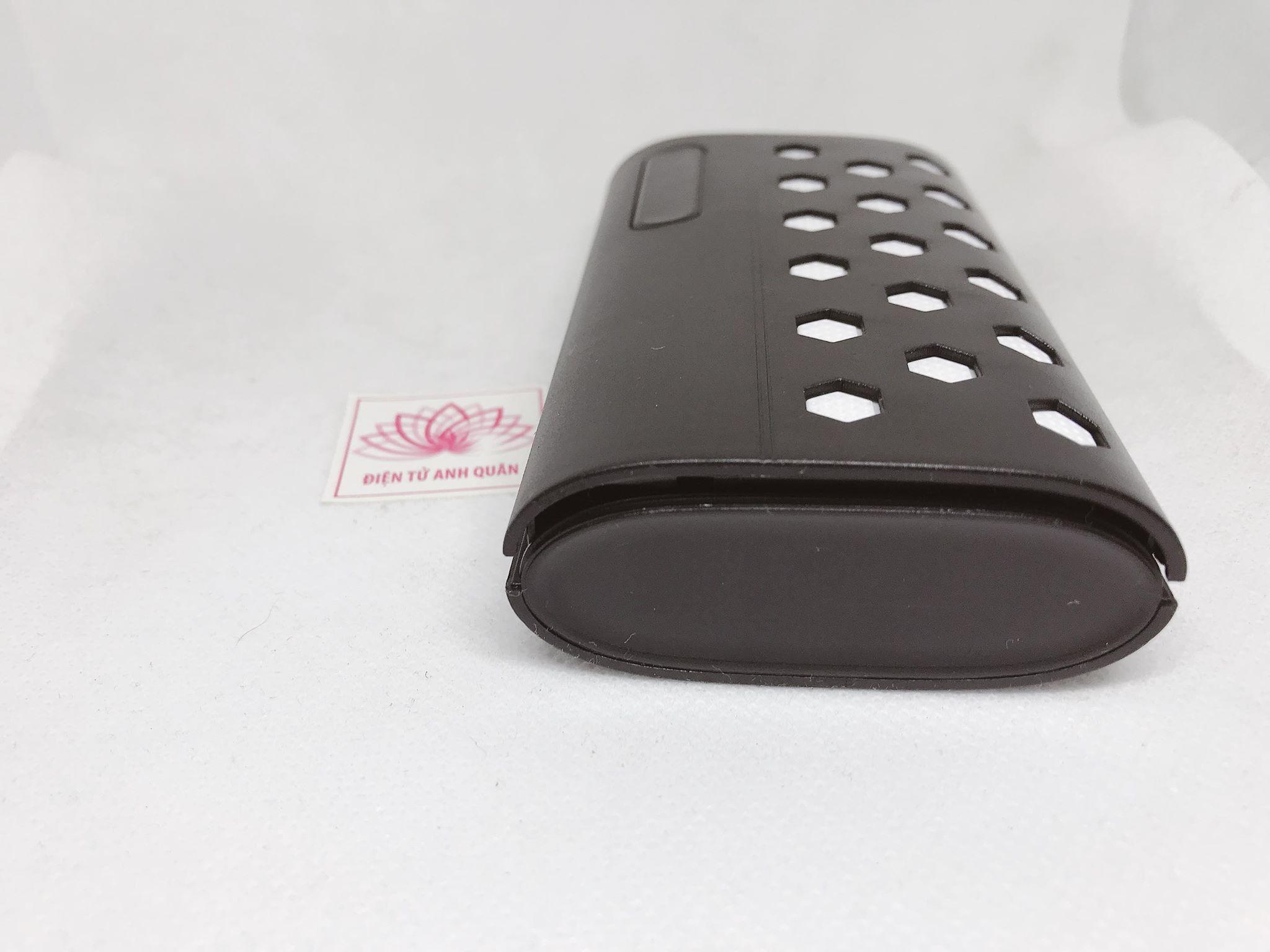 Box sạc dự phòng 3 cell vỏ nhựa ( Màu đen).
