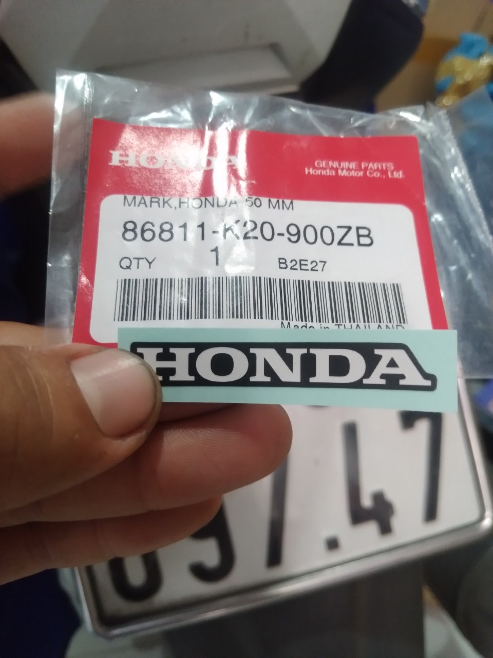Tem chữ Honda dán dè sau :50 mm