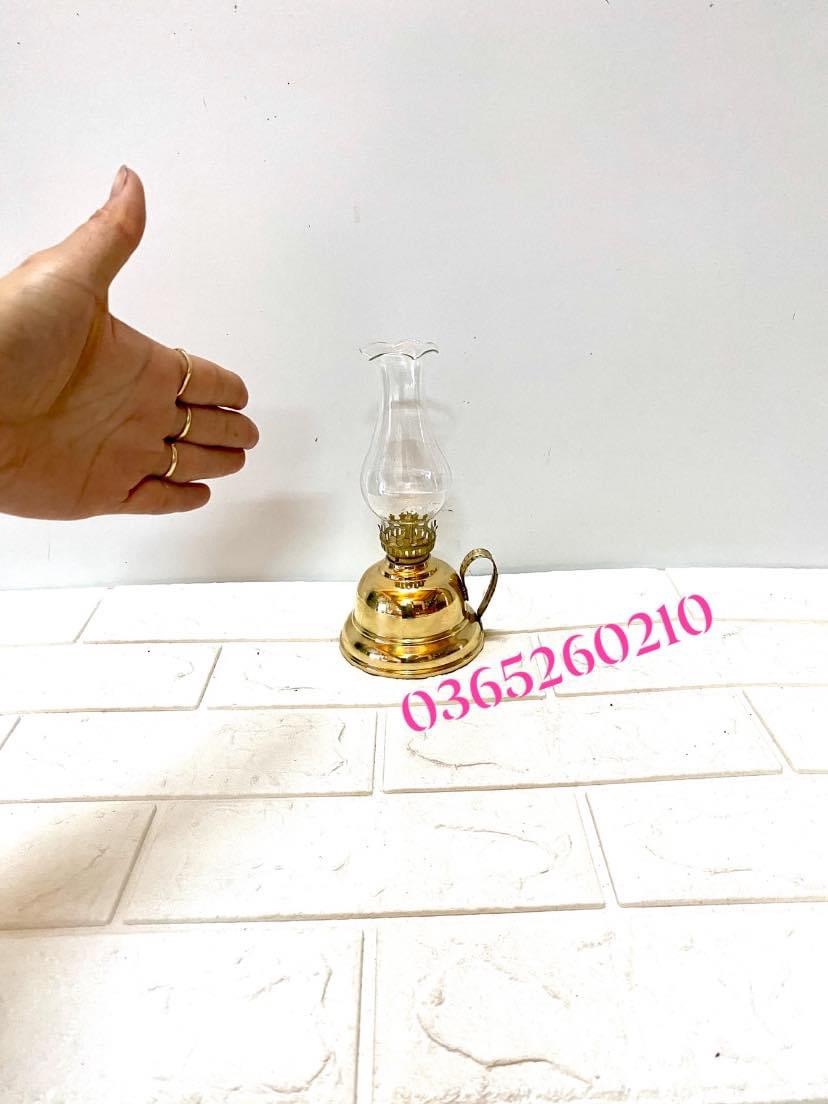 ĐÈN DẦU CỠ VÒNG ĐẾ CHẤT LIỆU BẰNG ĐỒNG