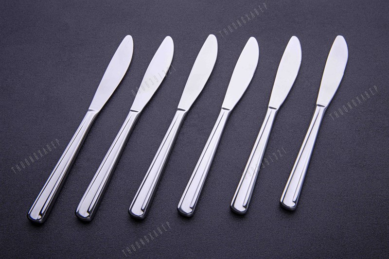 Dao inox ăn bơ cao cấp 17.5cm - inox 18/10