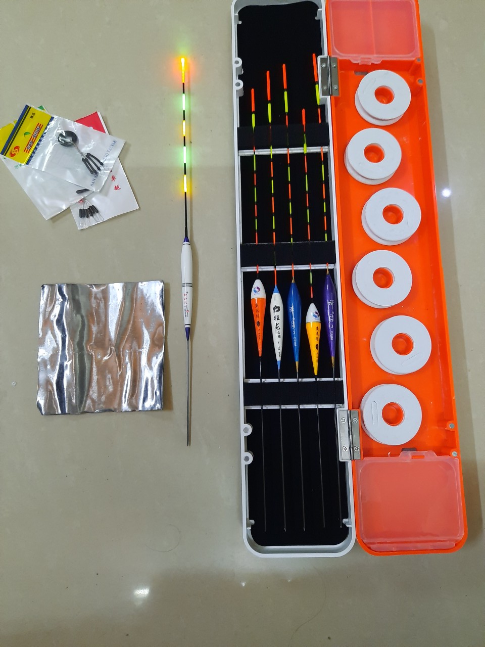 Combo hộp phao chép và chống cần câu đài