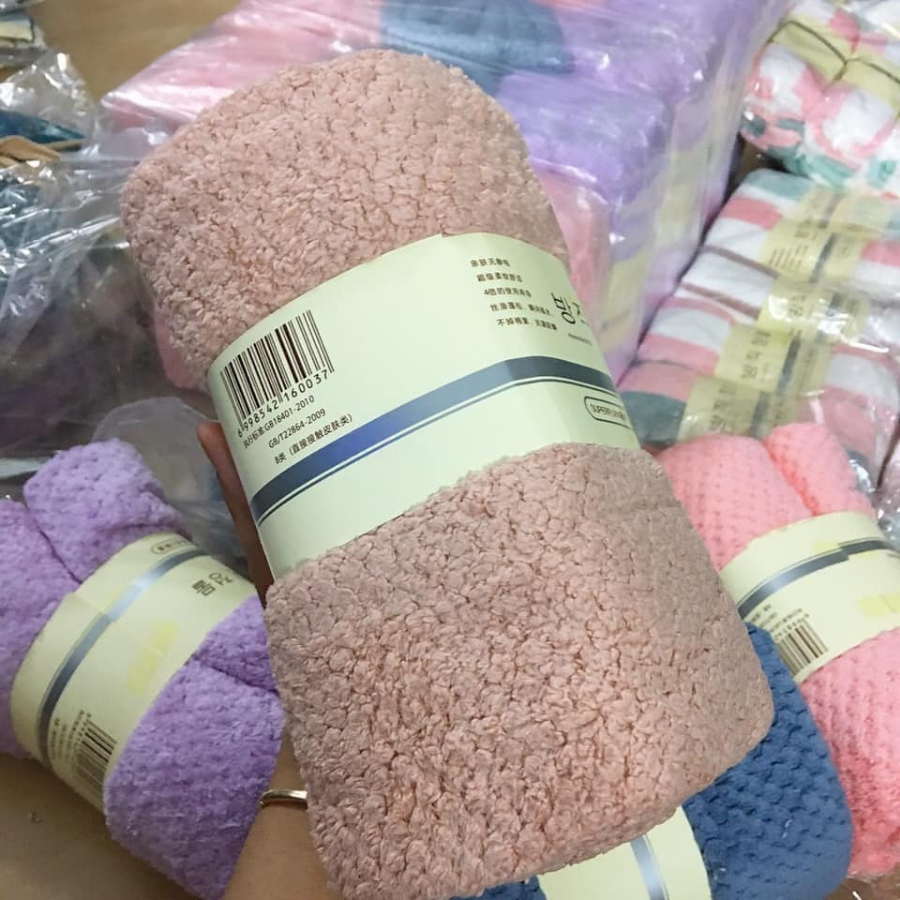 KHĂN BÔNG TẮM LÔNG CỪU CAO CẤP XUẤT HÀN 1M4