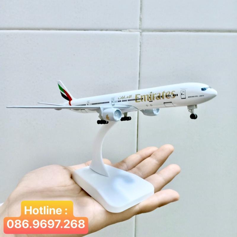 Mô hình máy bay tĩnh Airbus A380 Emirates Airline ( 20cm + Đế chưng bày) Hợp kim sáng - Bộ sưu tập