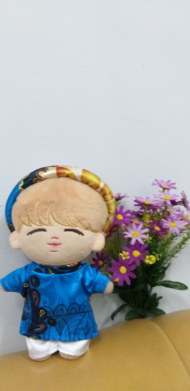 Outfit doll 20 kpop áo dài gấm vàng