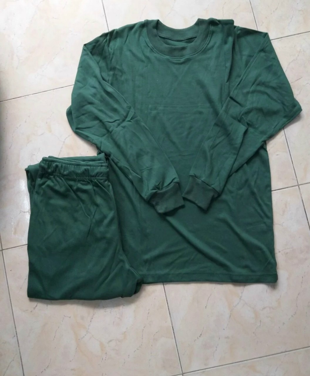 ComBo Quần + Áo dài tay cổ tim thu đông