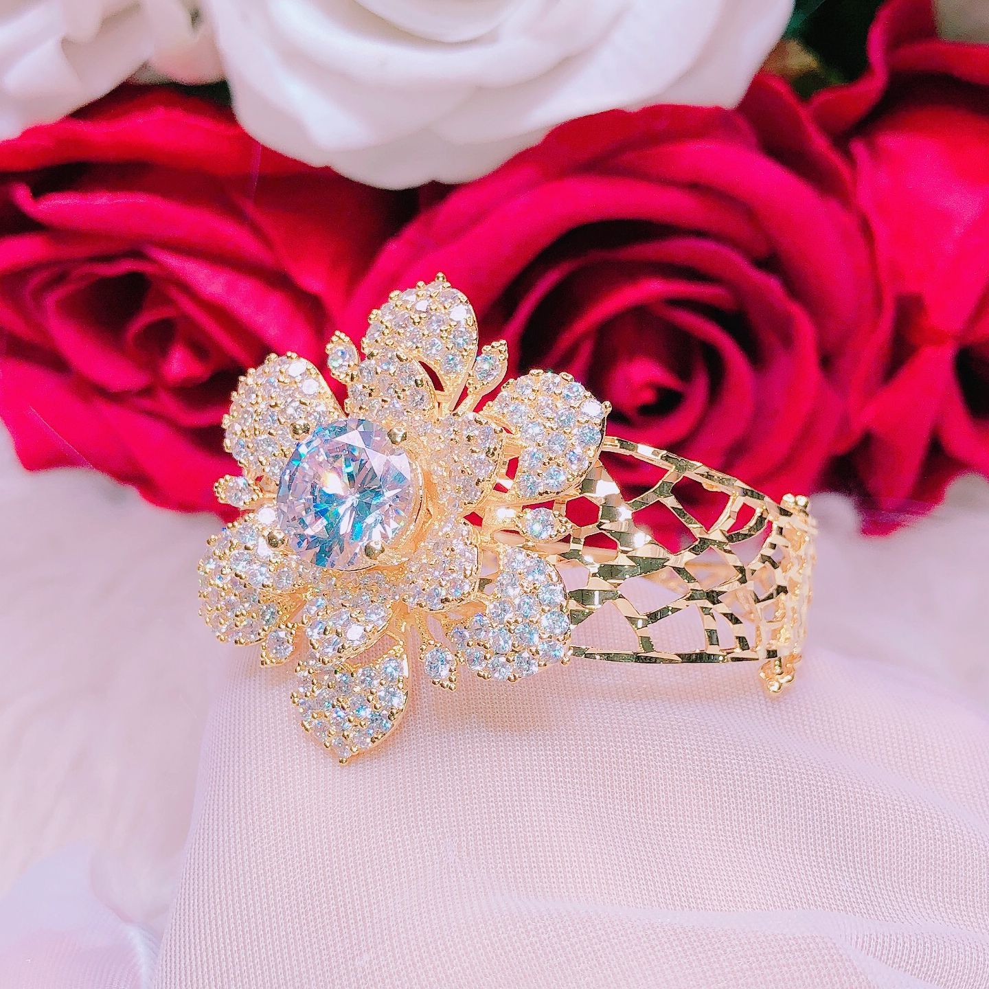 [HCM]Vòng tay vòng tay mạ vàng thật cao cấp hoa đá pha lê ngọc trai Trang Sức Miga VL26081911 - đeo đi làm công sở cực đẹp