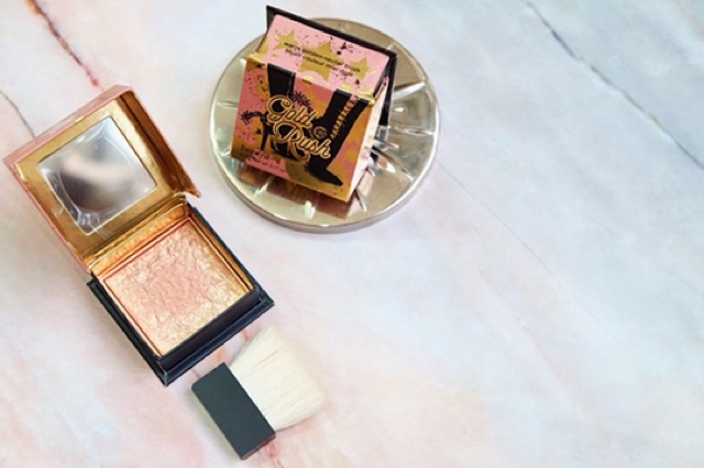 Phấn Benefit Fullsize
