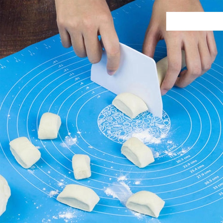 Tấm lót silicone nhồi bột bánh size 50*40cm (màu ngẫu nhiên)