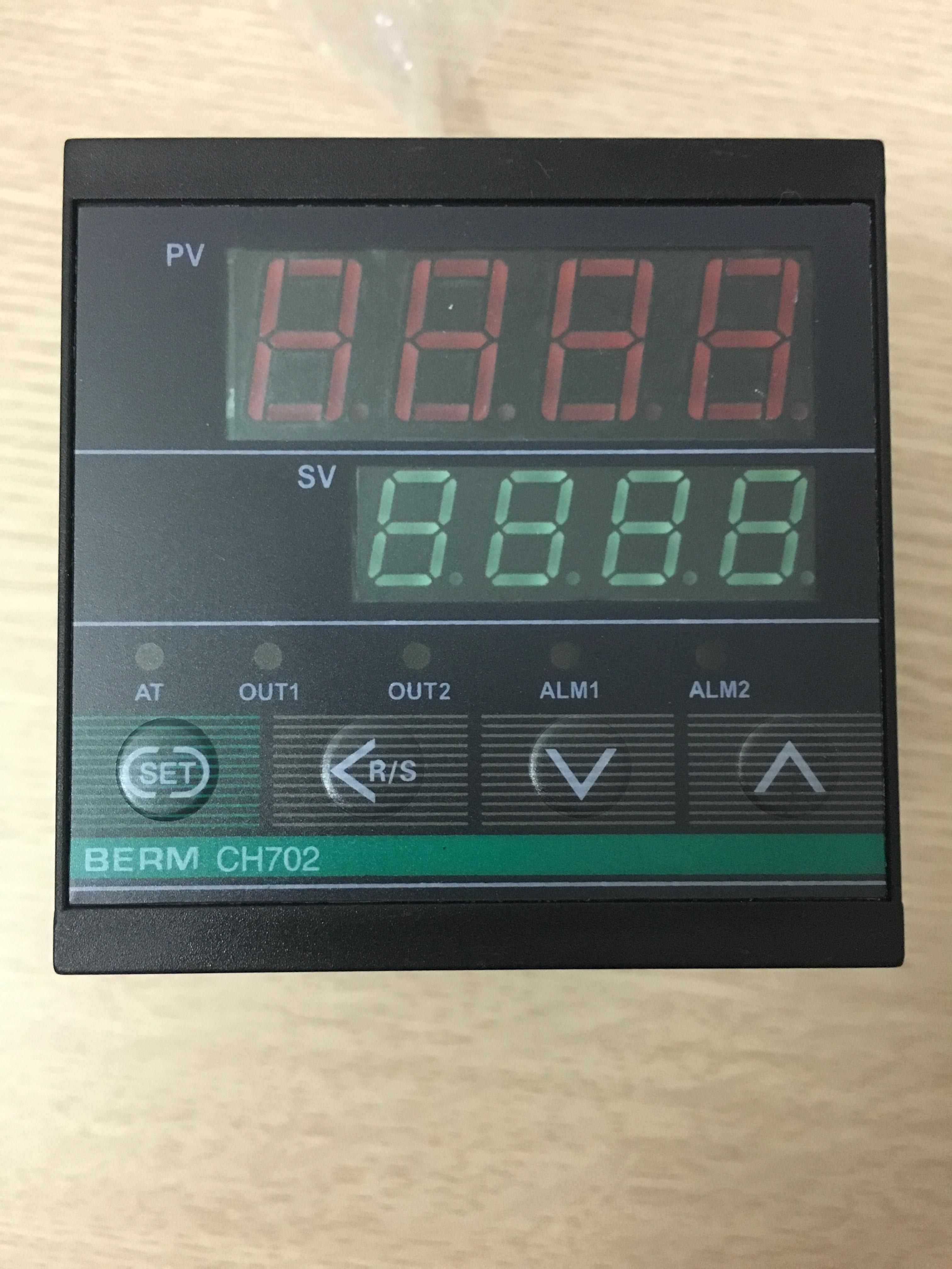 Đồng hồ nhiệt độ Berme CH902