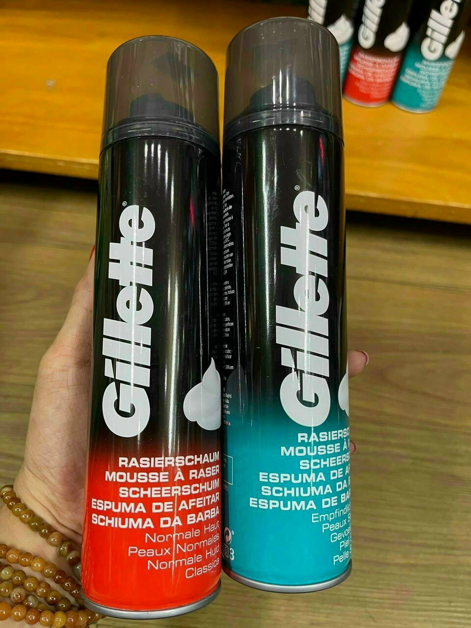 Bọt cạo râu