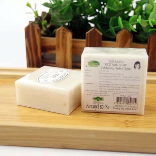 Sữa tắm cám gạo trắng da thái lan