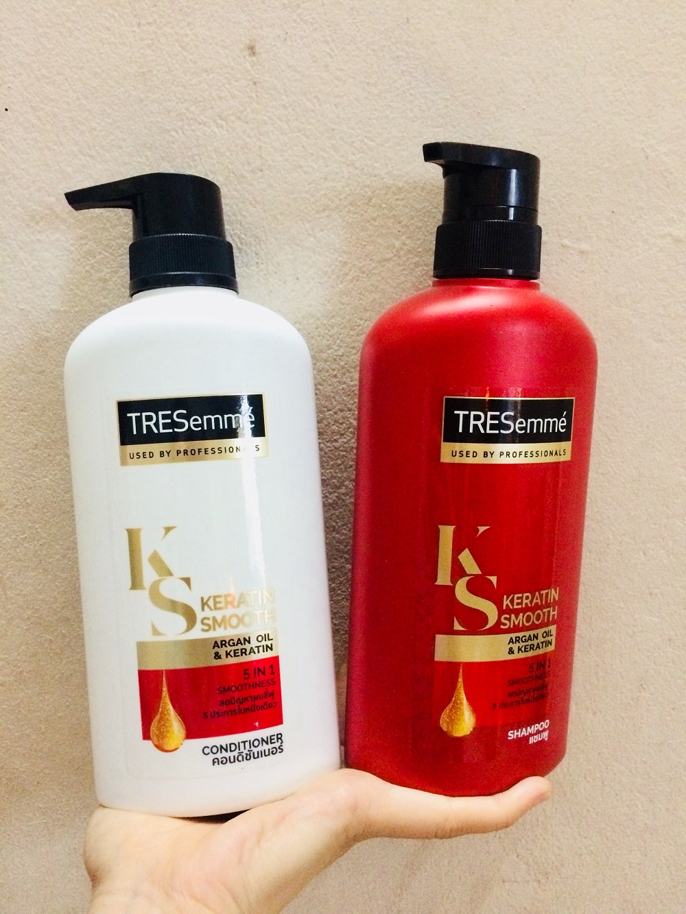 [HCM]Dầu gội Treseme đỏ 450ml Thái Lan