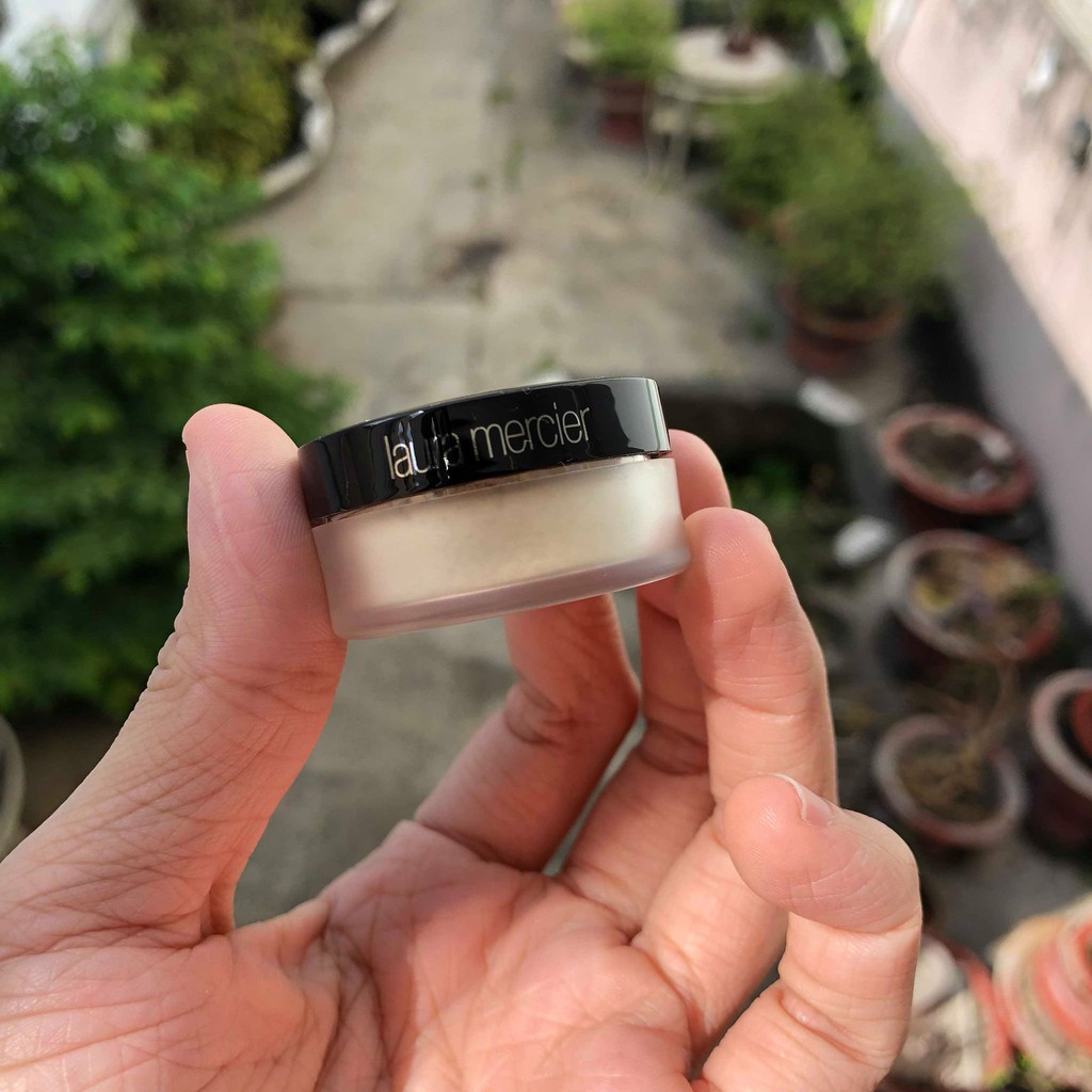 [MINISIZE 3.5G -5G - BAO BÌ MỚI ]PHẤN PHỦ ĐÌNH ĐÁM LAURA MECIER TRANSLUCENT SETTING POWDER MINISIZE