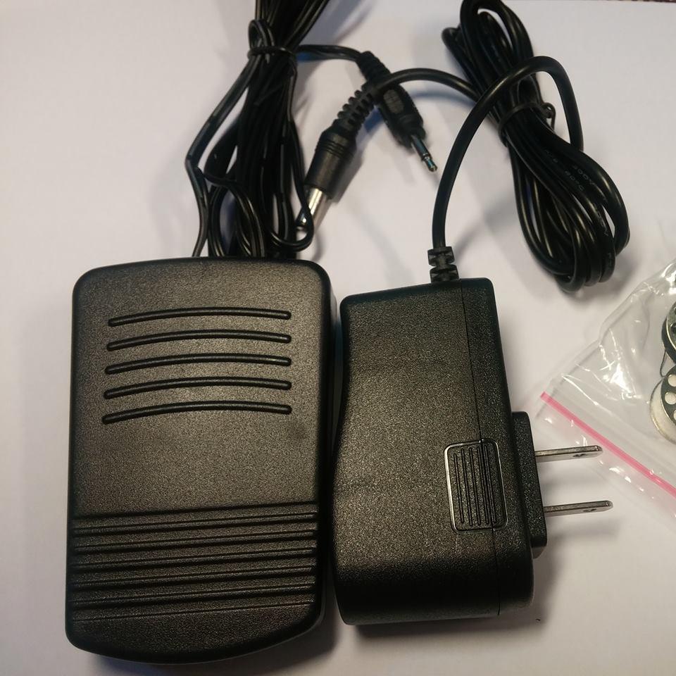 Máy khâu CMD mini có đèn led và cắt chỉ