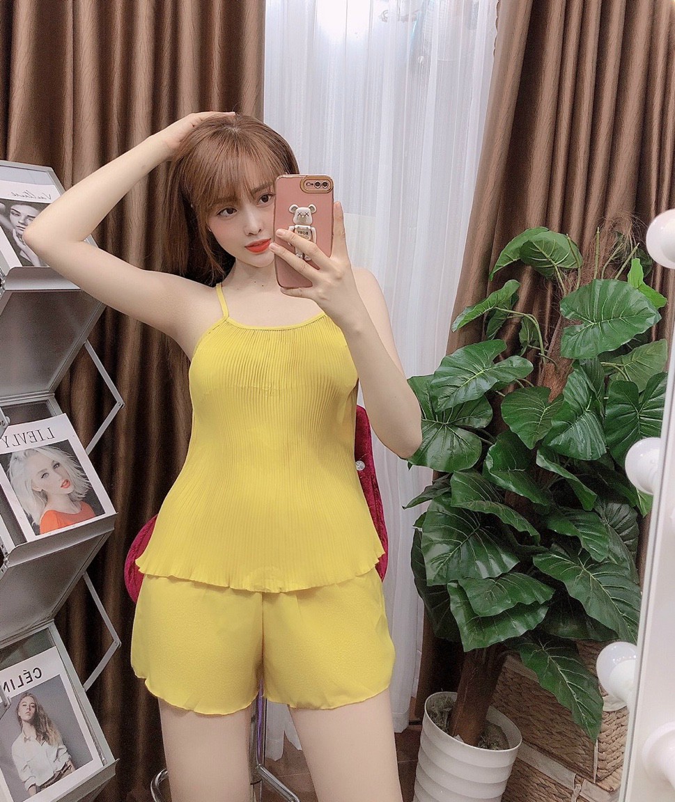 Đồ bộ đùi kate lụa 2 dây mặc nhà dập ly mát mẻ