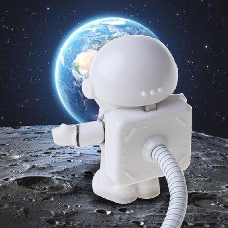 USB Astronaut Powered Mini LED White Night Light Lamp Bulb for Laptop PC Reading
