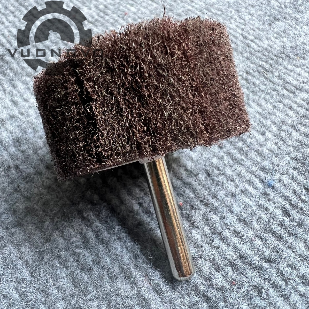 Abrasive Carem sweatshirts, Emery head sweatshirts, sharkskin hilt brown fleece size 30x25mm