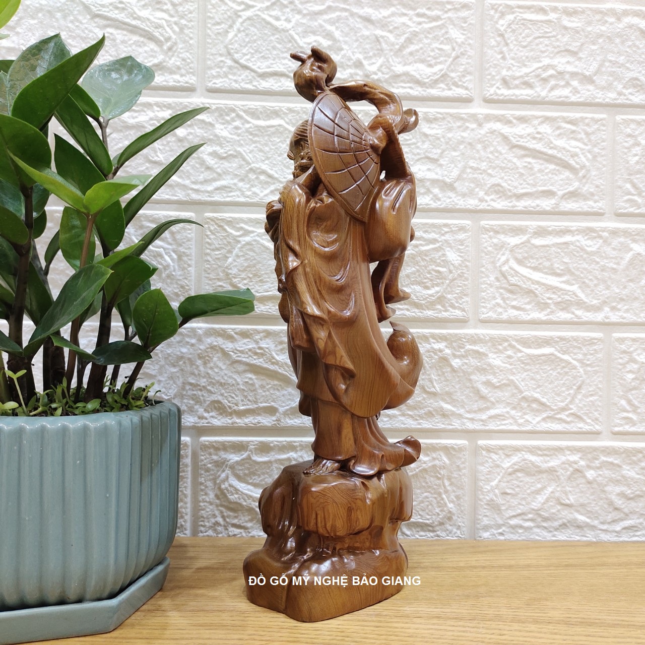 Tượng đạt ma sư tổ gỗ bách xanh