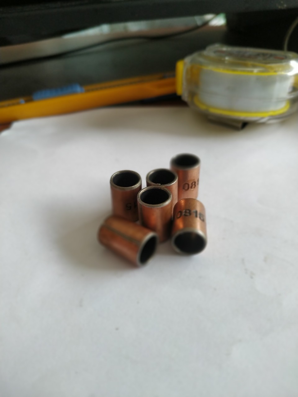 Ống trượt tròn lỗ 8mm, 10mm (1 cái)
