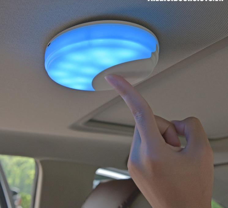 Đèn Led Cảm Ứng Dán Trần Ô Tô 2 Chế Độ Ngày - Đêm