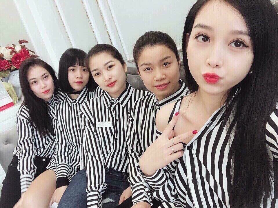Áo sơ mi nữ kẻ sọc siêu xinh