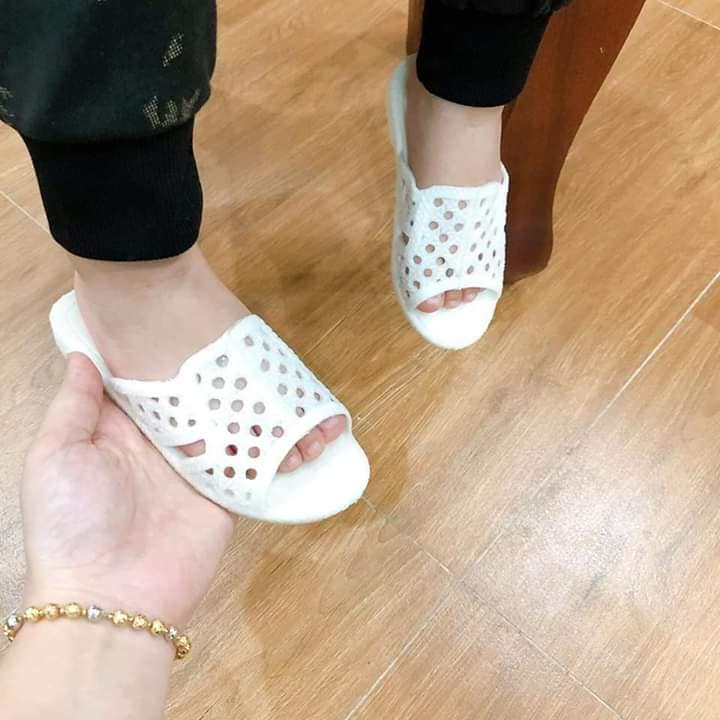 Dép Tổ Ong Cho Bé