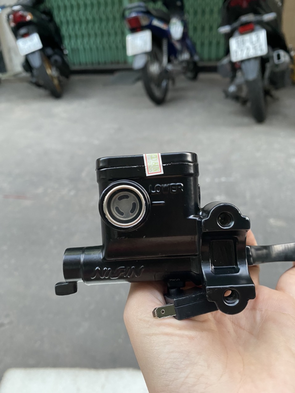 TAY DẦU THẮNG ĐĨA XE JUPITER